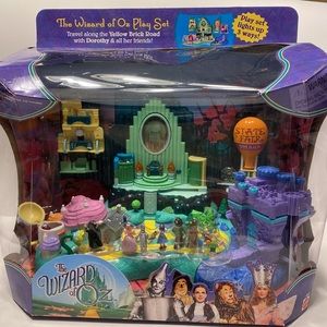 The Wizard of Oz Playset - Polly Pocket - 2001 Mattel